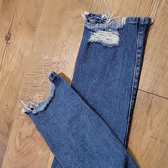 Vervet Jeans - Picture 4 of 5